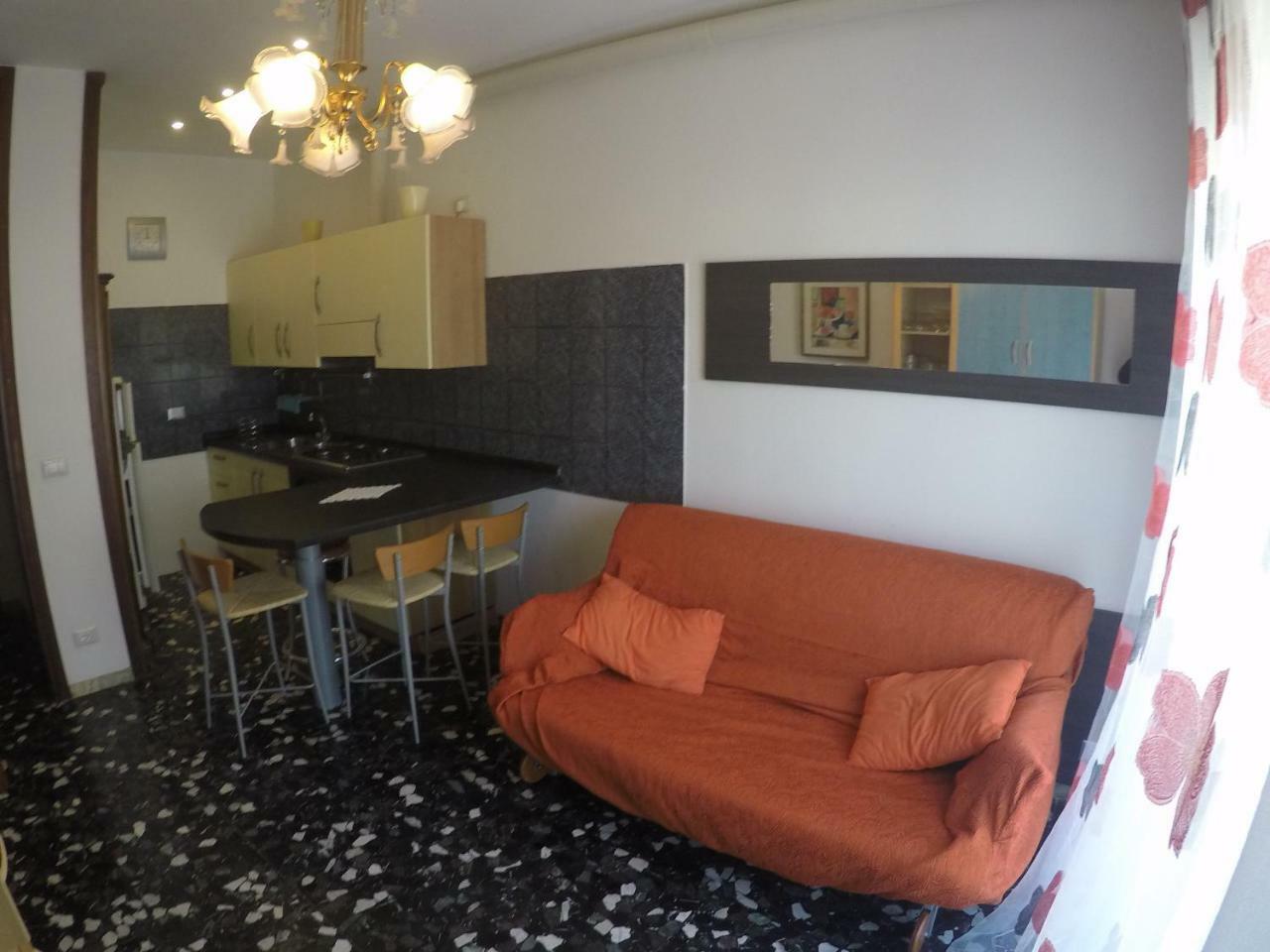 Caorle Economy Apartments Экстерьер фото